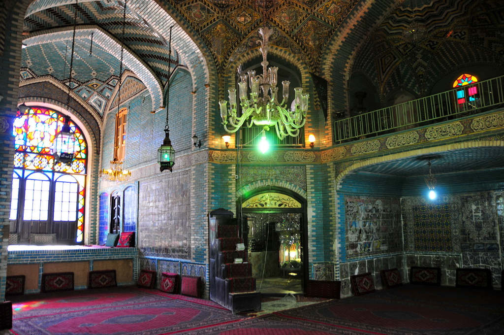 Takieh Mo'aven ol-Molk, Kermanshah